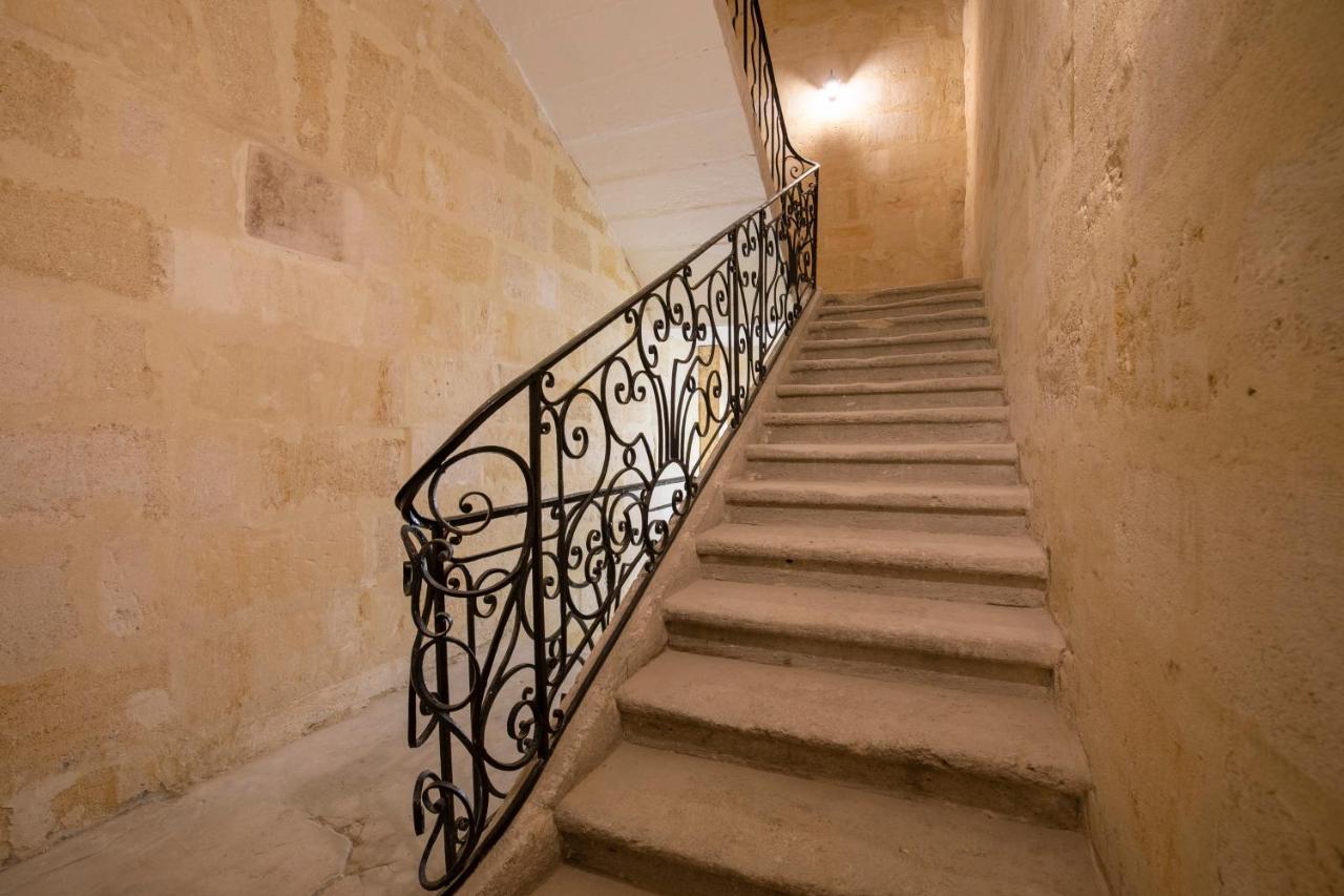 Le Refuge Du Sorcier - Enigme & Magie - Libourne Apartamento Exterior foto